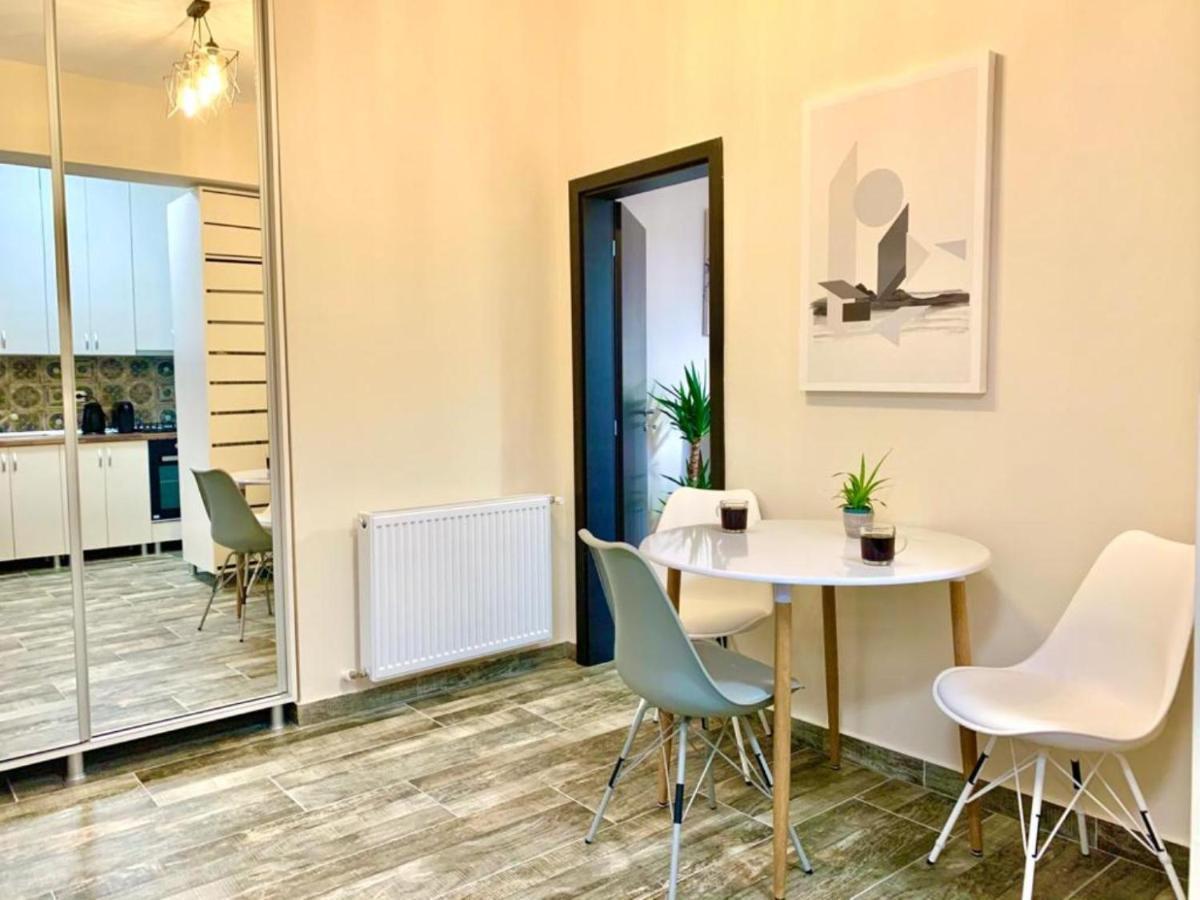 Designed Like Home Apartment Near Palas Mall Yaş Dış mekan fotoğraf
